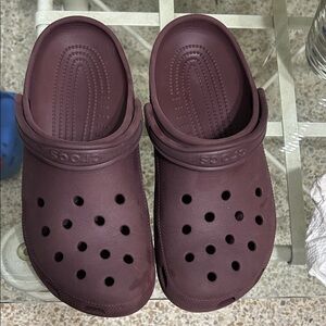 CROCS Maroon Classic Women’s 11 Mens 9unisex Clogs